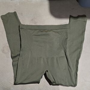 Shapermint Essentials in Deep Olive
